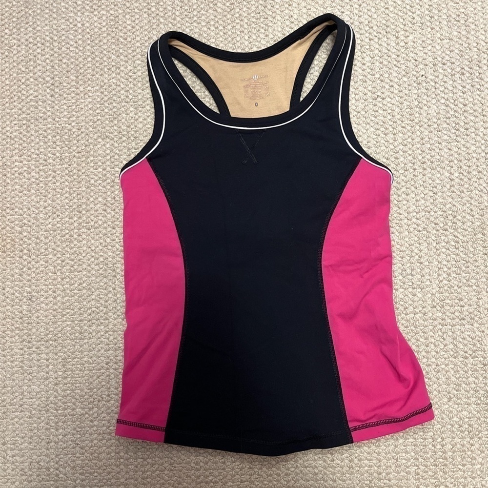 Lululemon tank top